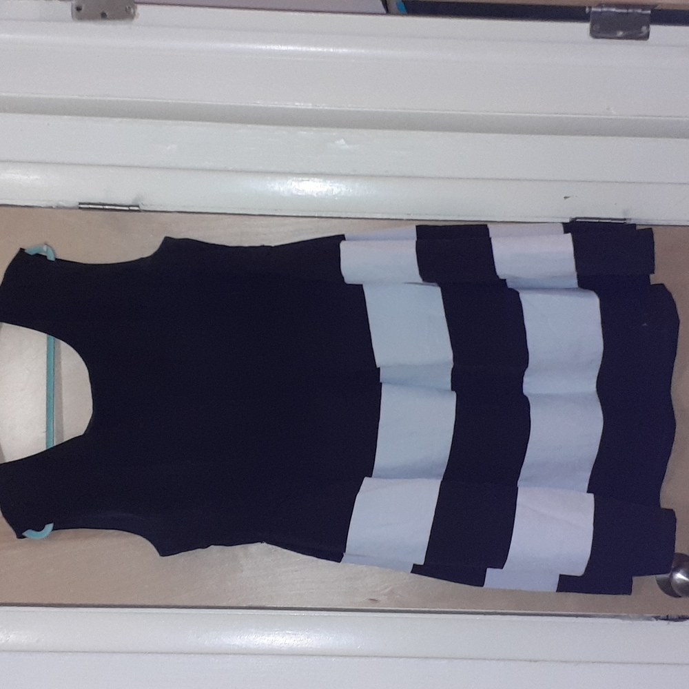 DRESS - Picture 4 of 4